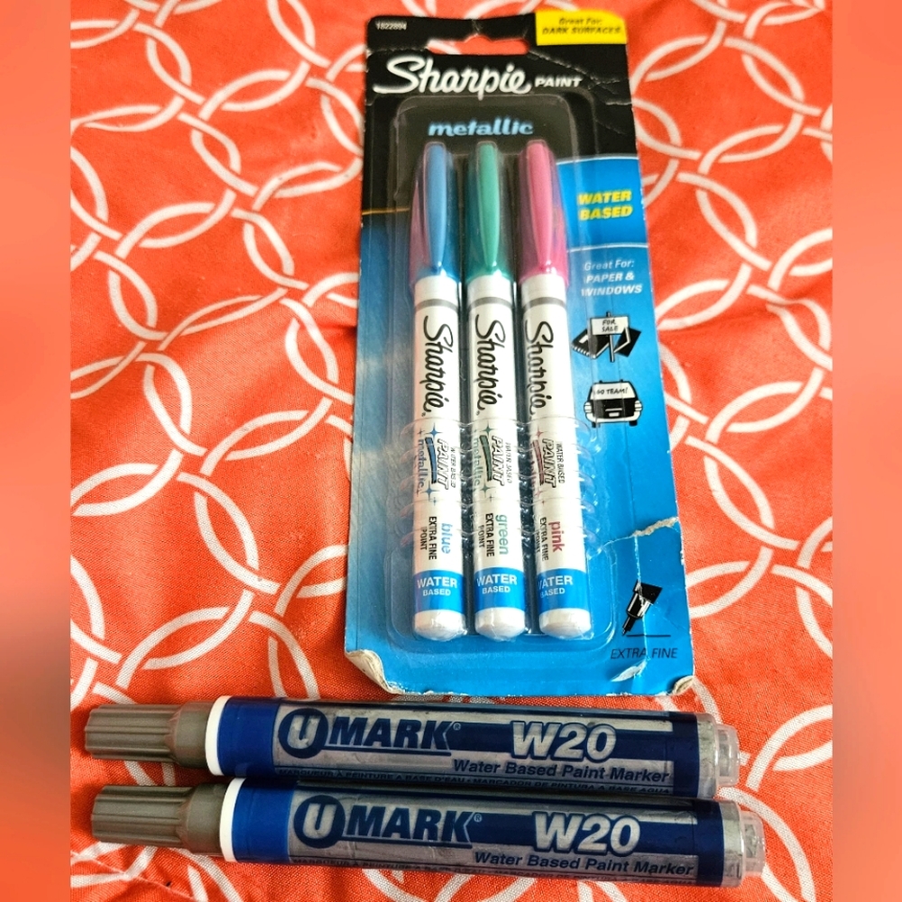 NWT signs/car window sharpies bundle